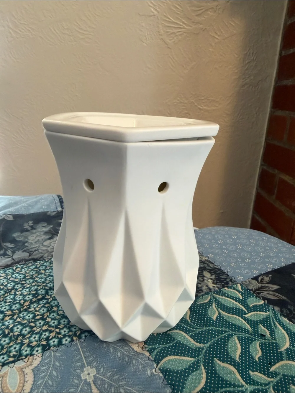 ✨ Scentsy Alabaster Full-Size Warmer